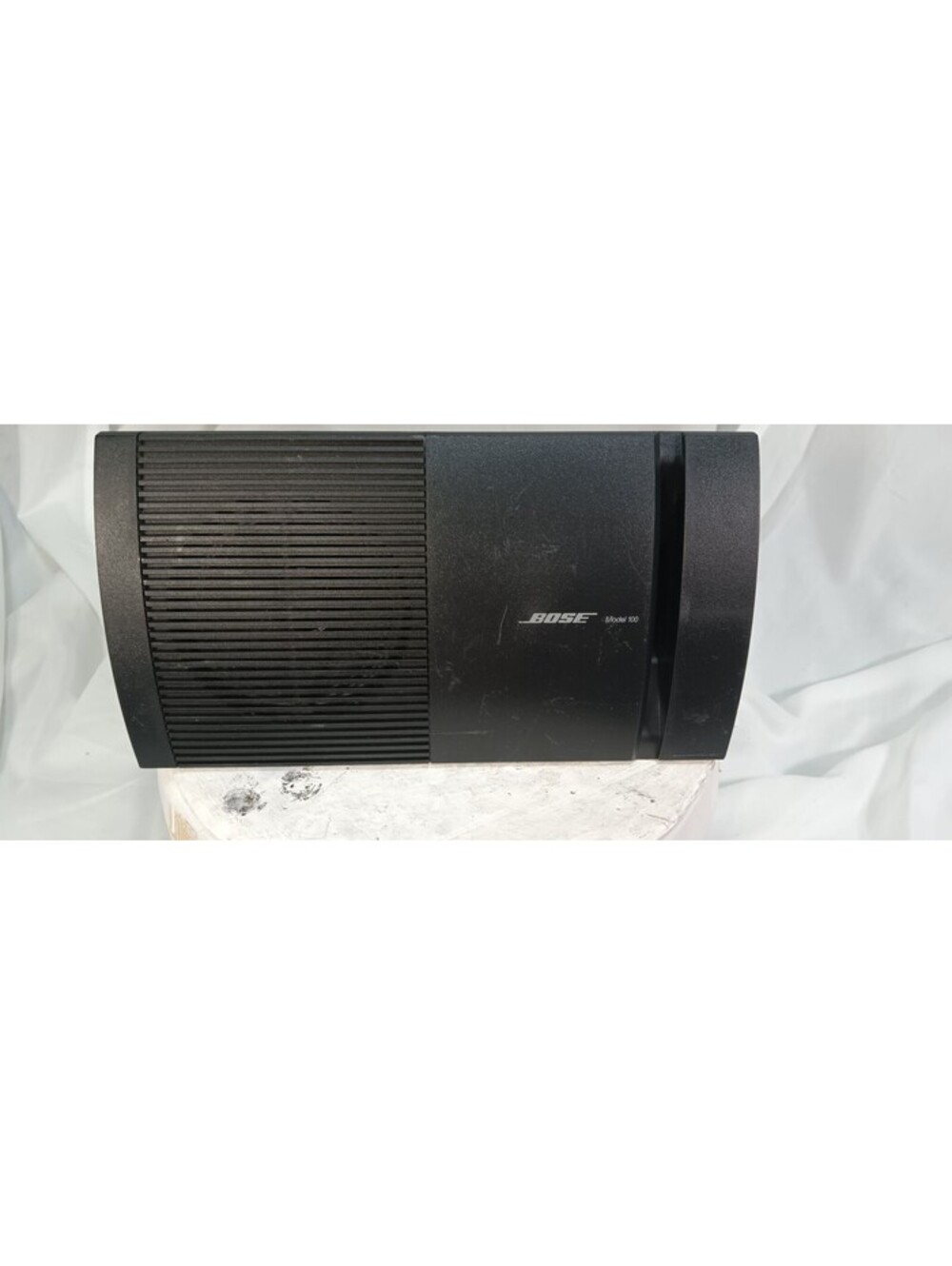 Bose Model 100 Bookshelf Wall Mount Speaker Black 6 Ohm Surround